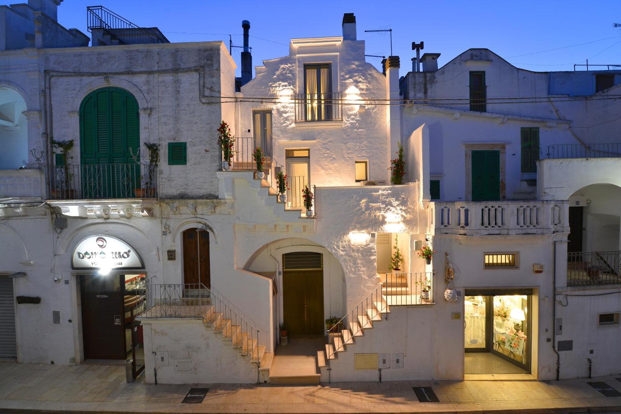La Scala Del Borgo Apartment Чистернино Екстериор снимка