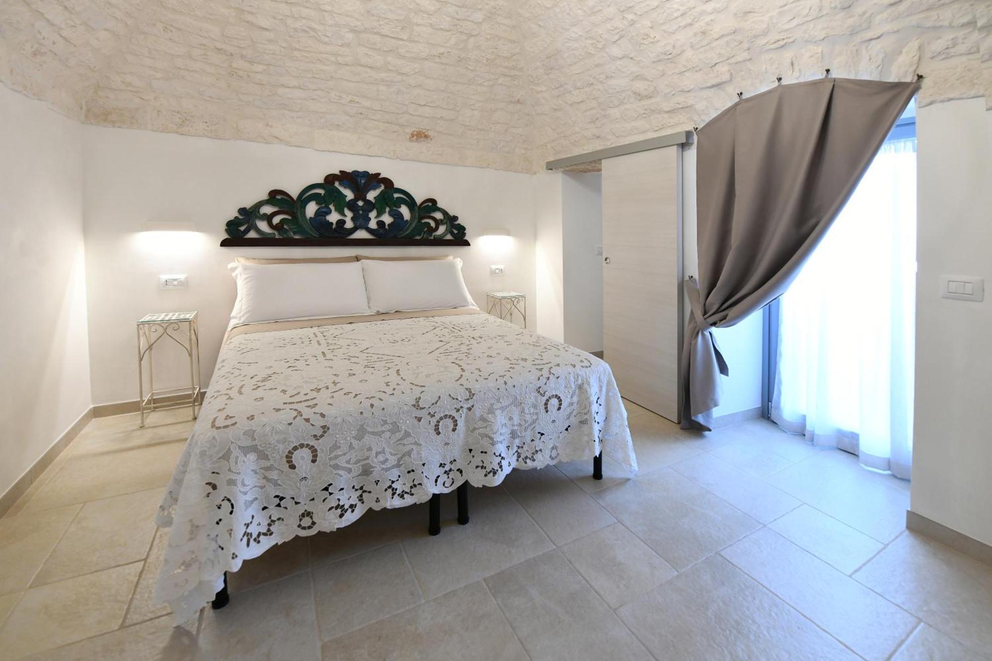 La Scala Del Borgo Apartment Чистернино Екстериор снимка