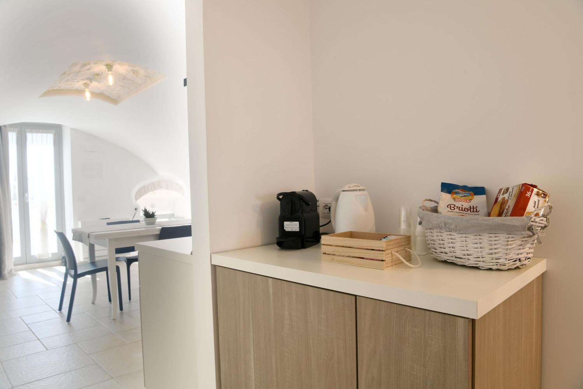 La Scala Del Borgo Apartment Чистернино Екстериор снимка
