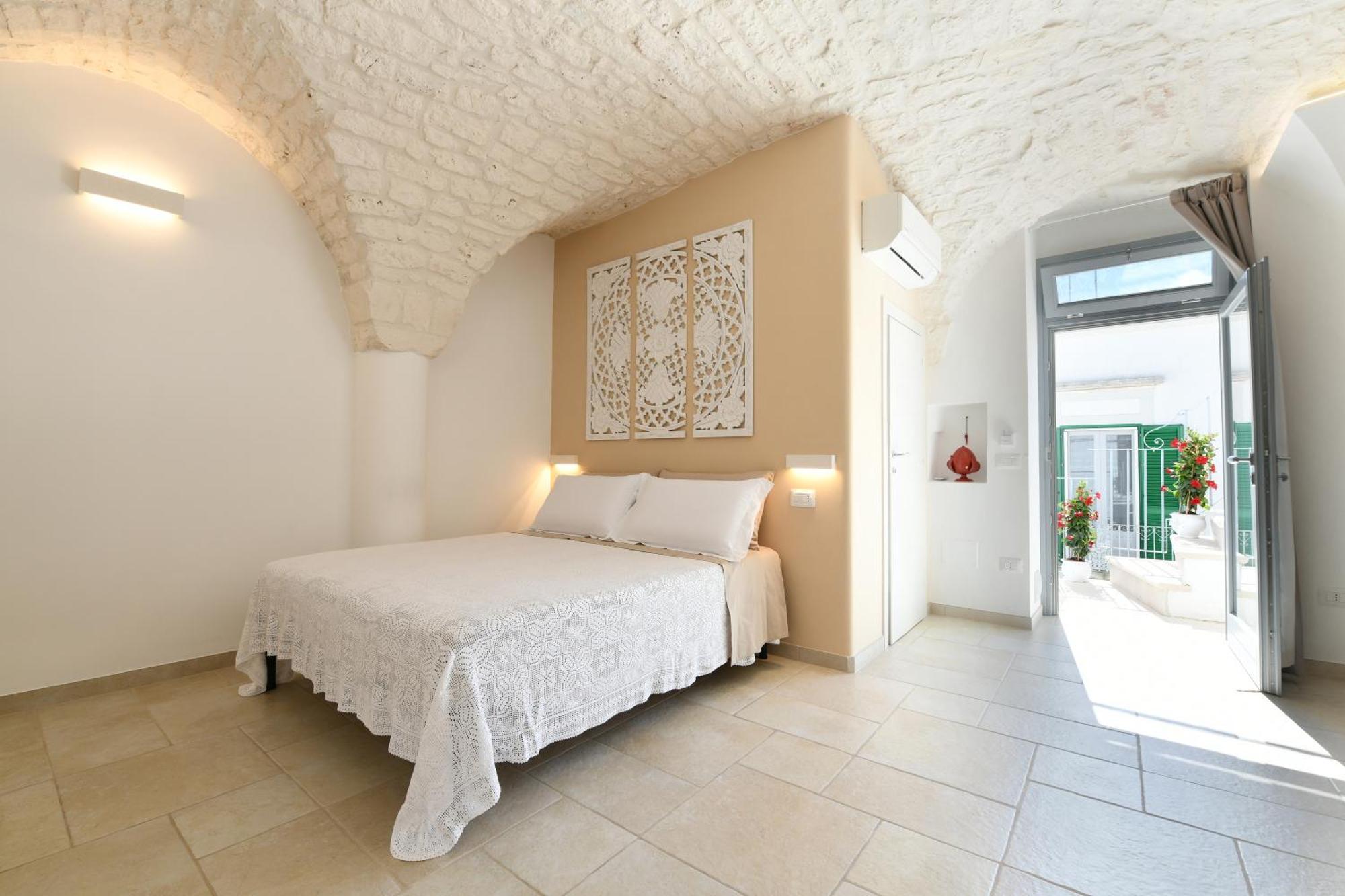La Scala Del Borgo Apartment Чистернино Екстериор снимка