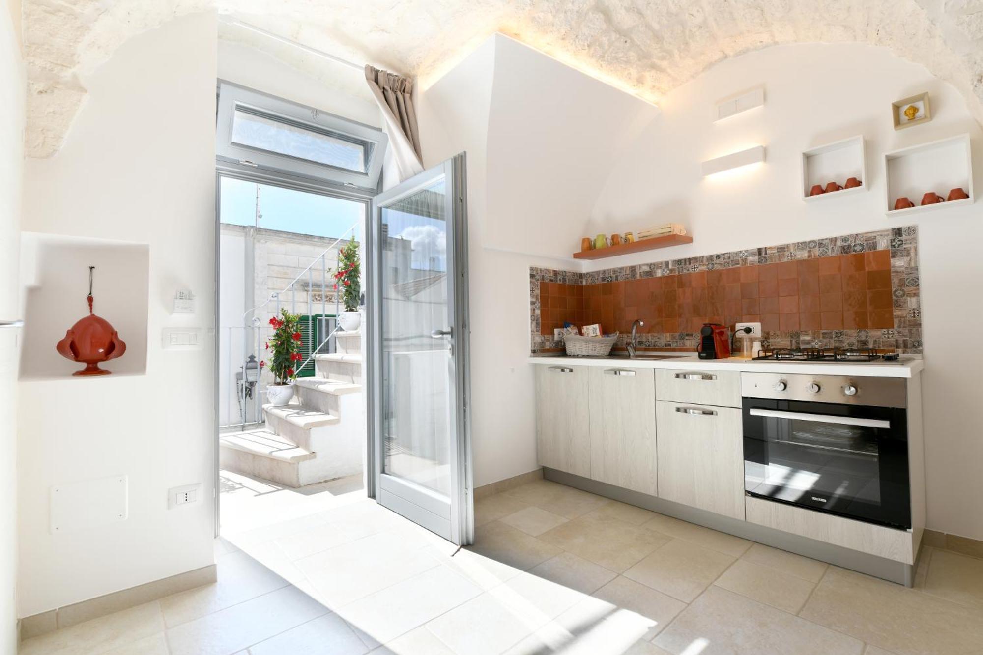 La Scala Del Borgo Apartment Чистернино Екстериор снимка